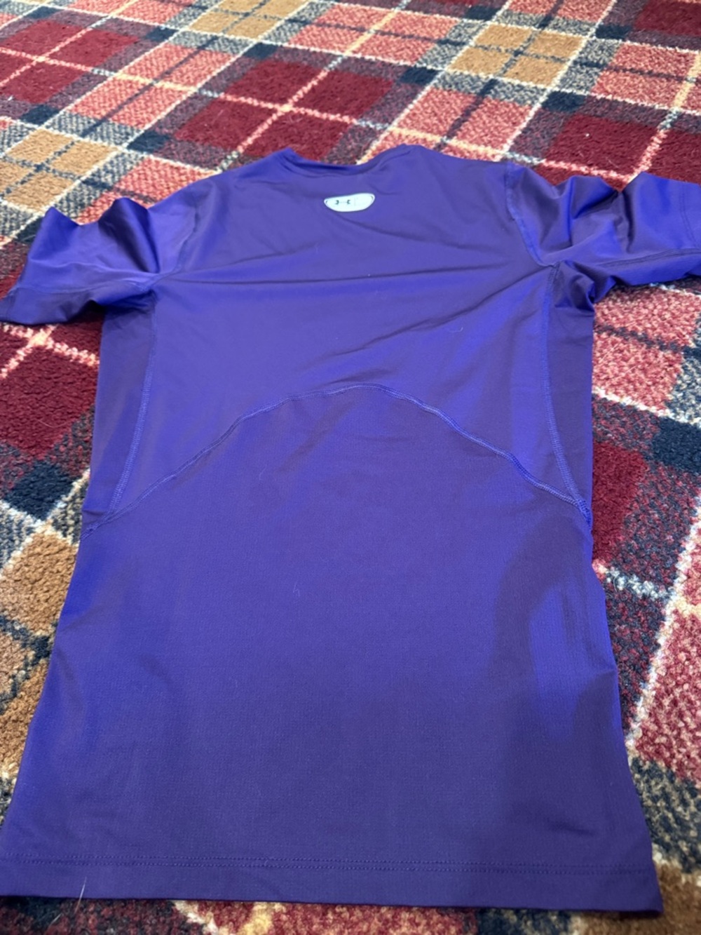 Men’s size M Under Armour Purple Short Sleeve Compression Top with White Logo - Picture 3 of 4